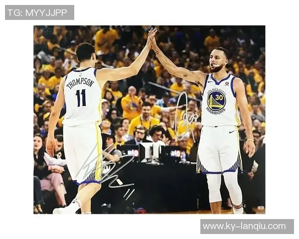 水花兄弟的情感纠葛库里与克莱常规赛对决战绩揭秘